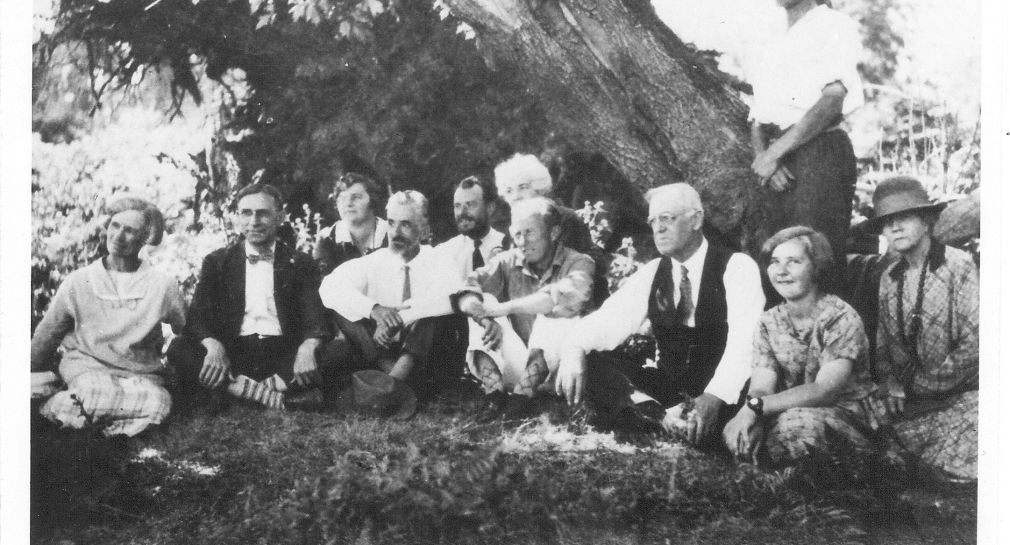 Brother XII and the Aquarian Foundation Board of Governors, July, 1927 (photo on file with Nanaimo Archives)